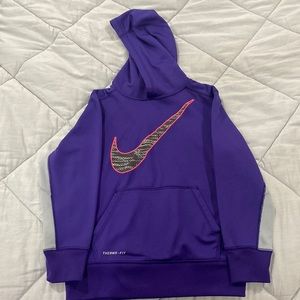 Girls Nike Therma-fit sweater
